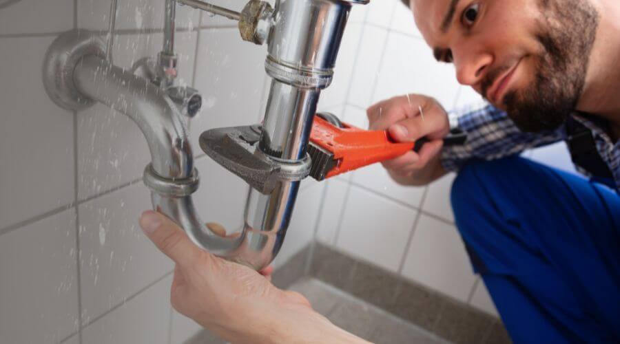 Professional same day plumber services in Bedford, IA